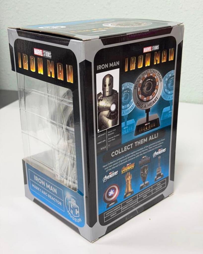 Iron Man - Arc Reactor Replica Marvel Museum Nieuw collector, Beeldje, Replica of Model, Nieuw, Ophalen of Verzenden, H