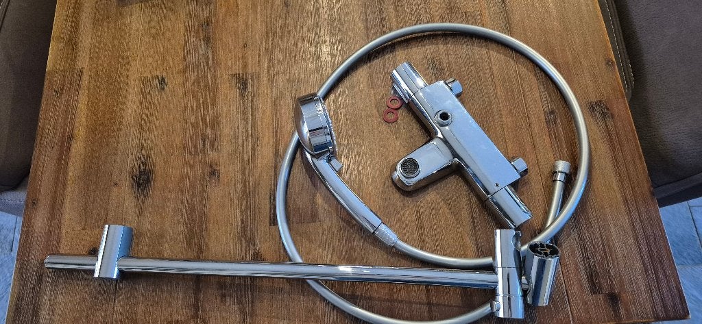 thermostaat badkraan als nieuw + douche/bad set 15cm, Ophalen of Verzenden, Zo goed als nieuw, Chroom, Kraan