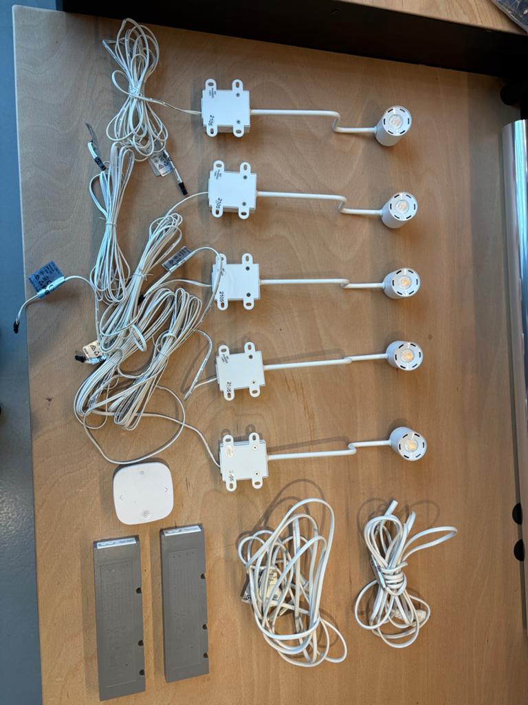 Ikea Urshult led kastverlichting met 2 drivers en snoeren, Zo goed als nieuw, Minder dan 100 cm, 25 tot 50 cm, 50 tot 100 cm