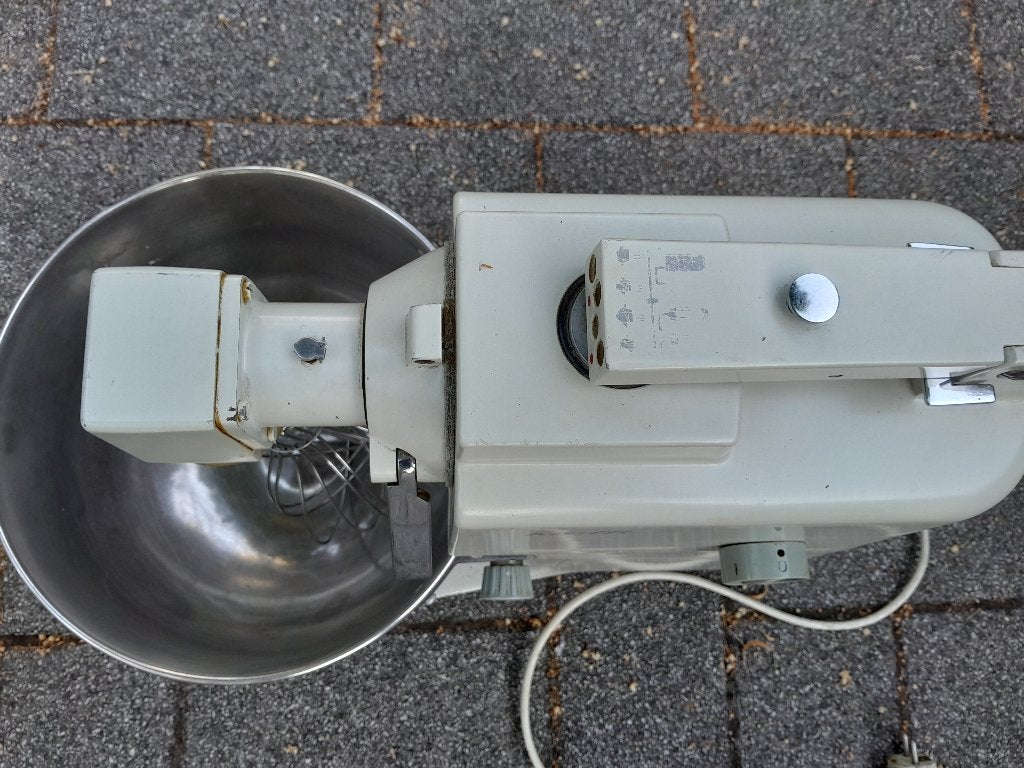 Krefft mixer, 4 liter of meer, Ophalen, Zo goed als nieuw, 2 snelheden