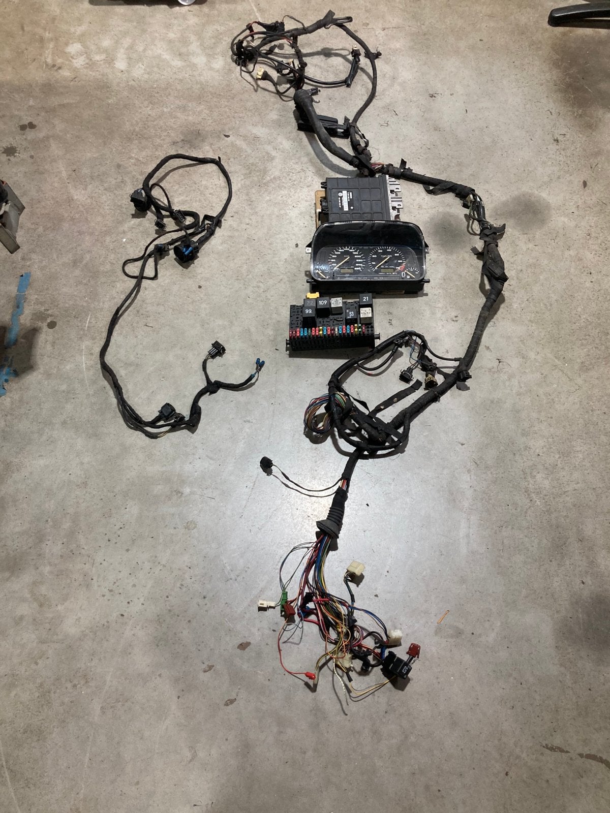 Vr6 kabelboom met ecu tellerbak en zekeringkast 1992, Ophalen, Gebruikt, Volkswagen