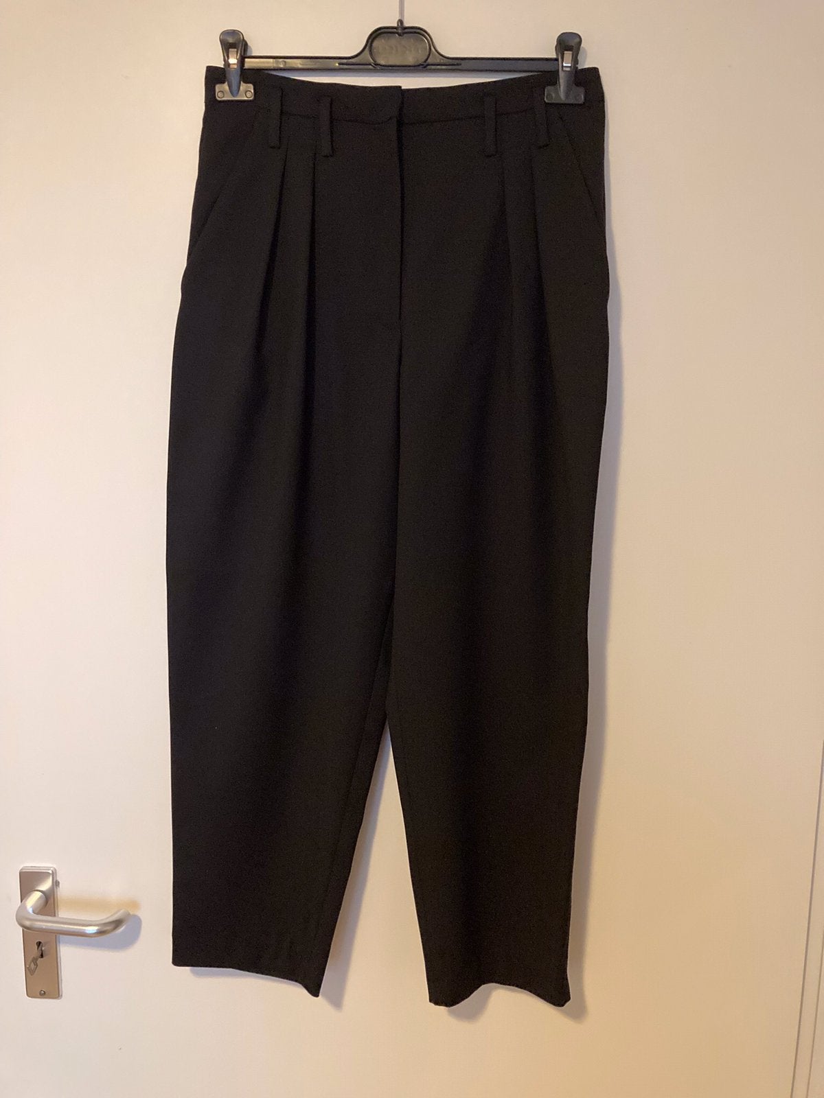 Zwarte pantalon / broek van Iro, maat 40 ZGAN!, Maat 38/40 (M), Zwart, Ophalen of Verzenden, Zo goed als nieuw