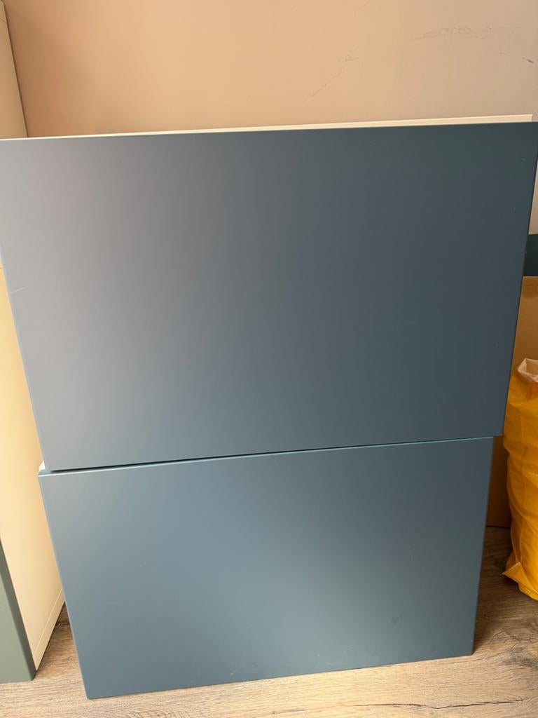 Besta kasten van ikea, Ophalen, Zo goed als nieuw