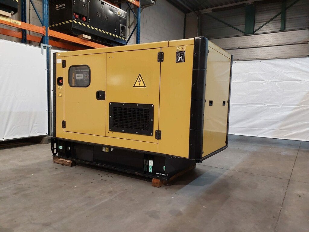 Olympian GEP50-7 50KVA dichte set, gebruikte generator