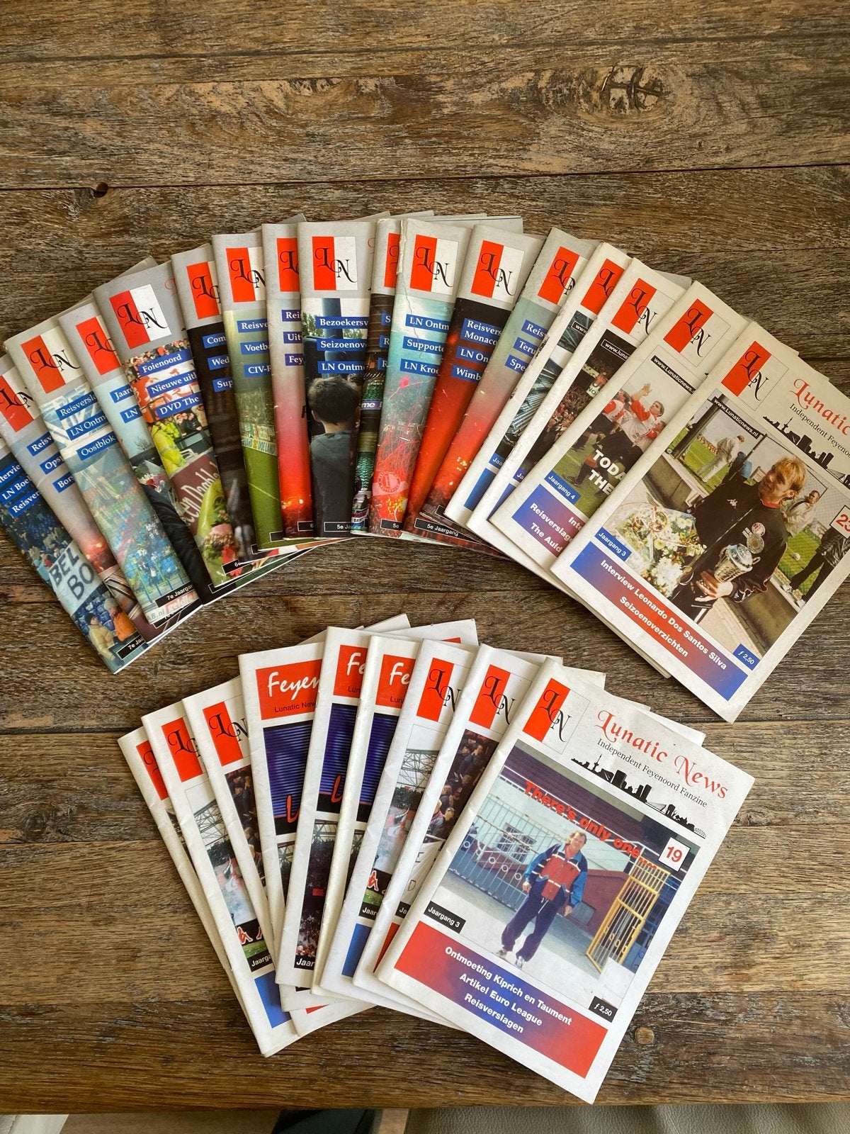 26x Lunatic News Feyenoord Fanzine - Gebruikt, Ophalen of Verzenden, Gelezen, Overige typen