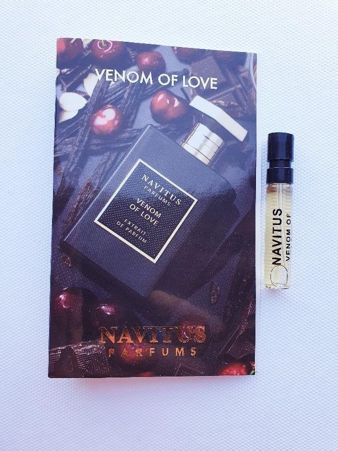 Navitus Parfums sample spray Venom of love extrait de parfum, Sieraden, Tassen en Uiterlijk, Verzenden, Nieuw