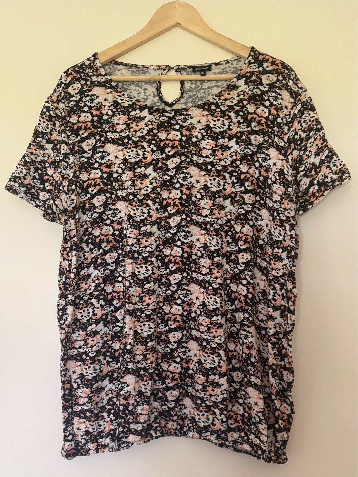 Mooi t-shirt met bloemenprint, maat XXL, Overige kleuren, Maat 46/48 (XL) of groter, Ophalen of Verzenden, Zo goed als nieuw