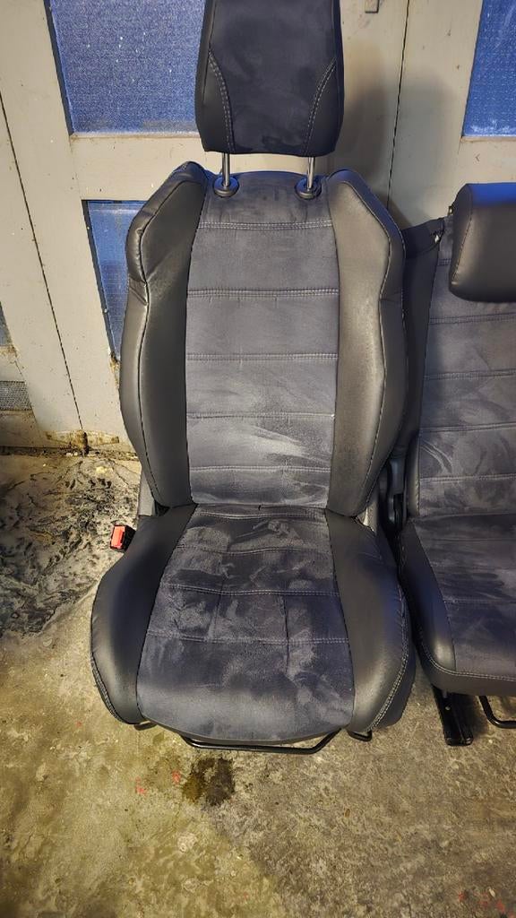 Stoelhoezen voor Peugeot 5008 (2016-2020) - Nette staat, Auto-onderdelen, Interieur en Bekleding, Ophalen of Verzenden