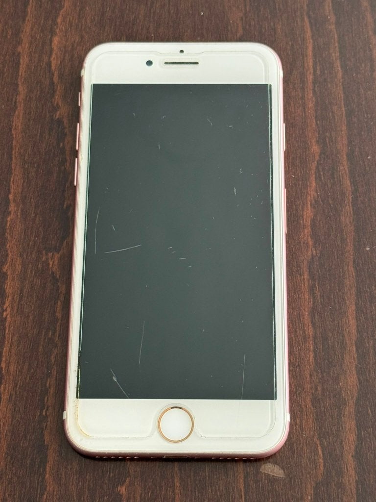 iphone 7 - 32 GB - 70% battery, Telecommunicatie, Mobiele telefoons | Apple iPhone, 70 %, Gebruikt, Wit, 32 GB