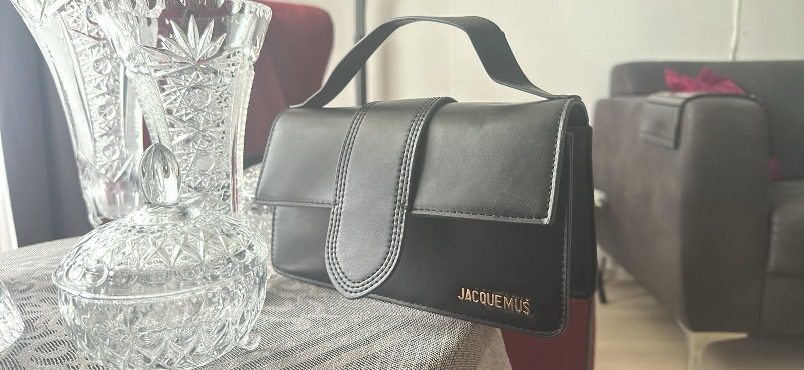 Jacquemus dames tas, Sieraden, Tassen en Uiterlijk, Tassen | Damestassen, Ophalen of Verzenden, Nieuw, Zwart, Handtas
