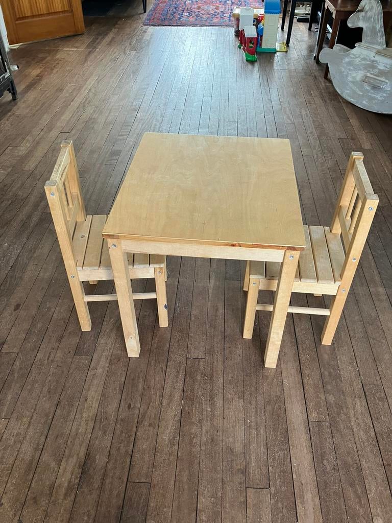 Kinder tafeltje en 2 stoeltjes hout, Ophalen, Zo goed als nieuw, Tafel(s) en Stoel(en)