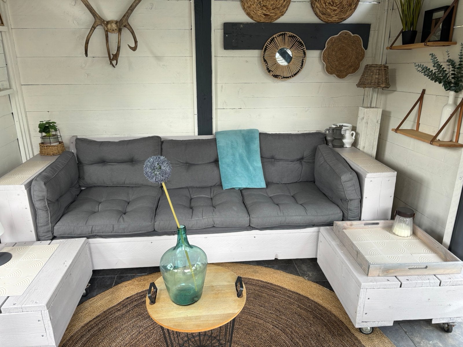 Lounge bank met Kussens, Tuin en Terras, Ophalen, Gebruikt, 3 zitplaatsen, Steigerhout