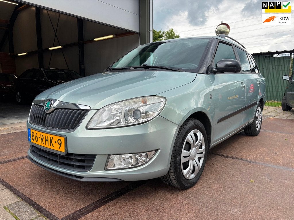 Skoda Fabia Combi 1.2 TSI Ambition Airco Cruise, Voorwielaandrijving, Euro 5, 4 cilinders, 1036 kg