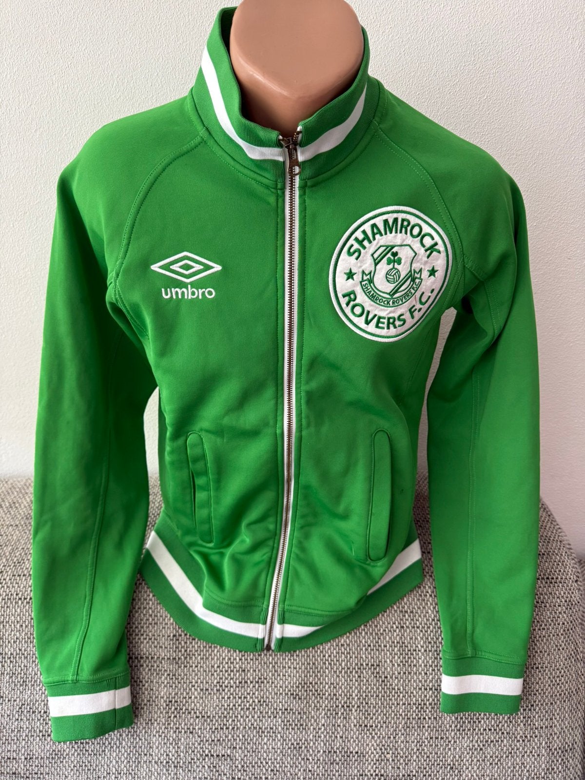 Shamrock Rovers FC jasje / vest / trainingsjack, Ophalen of Verzenden, Zo goed als nieuw, Buitenlandse clubs, Shirt