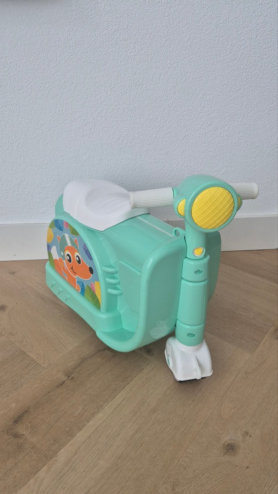 Loopauto/koffer scooter groen, Ophalen of Verzenden, Gebruikt, Loopvoertuig