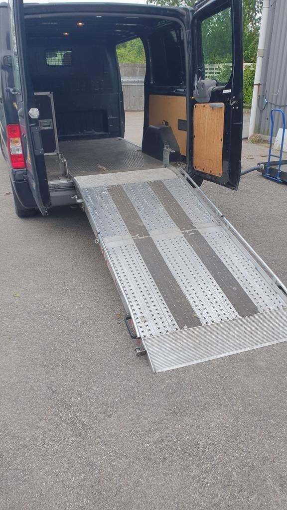 Altec rampe  rijplaat bus oprijplaat opvouwbaar, Ophalen