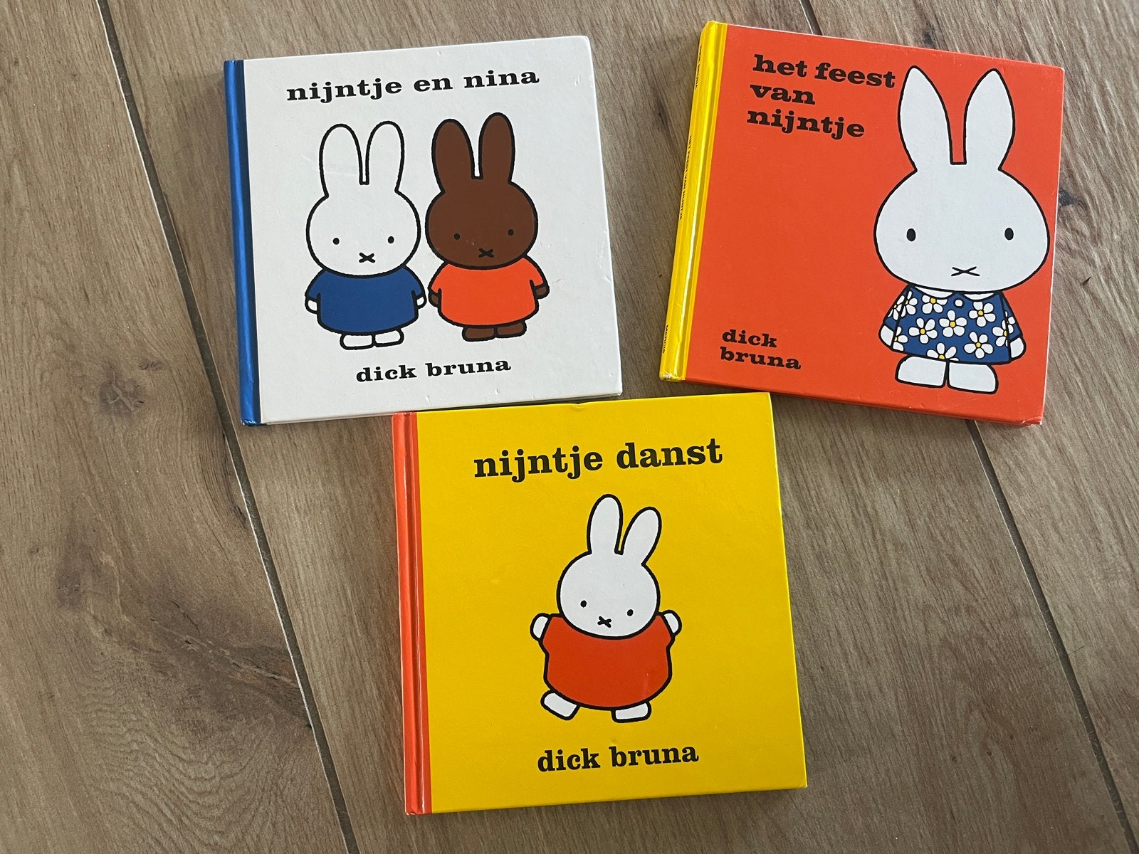 Nijntje boeken - 3 stuks Dick Bruna kinderboeken, Ophalen of Verzenden, Zo goed als nieuw, 1 tot 2 jaar