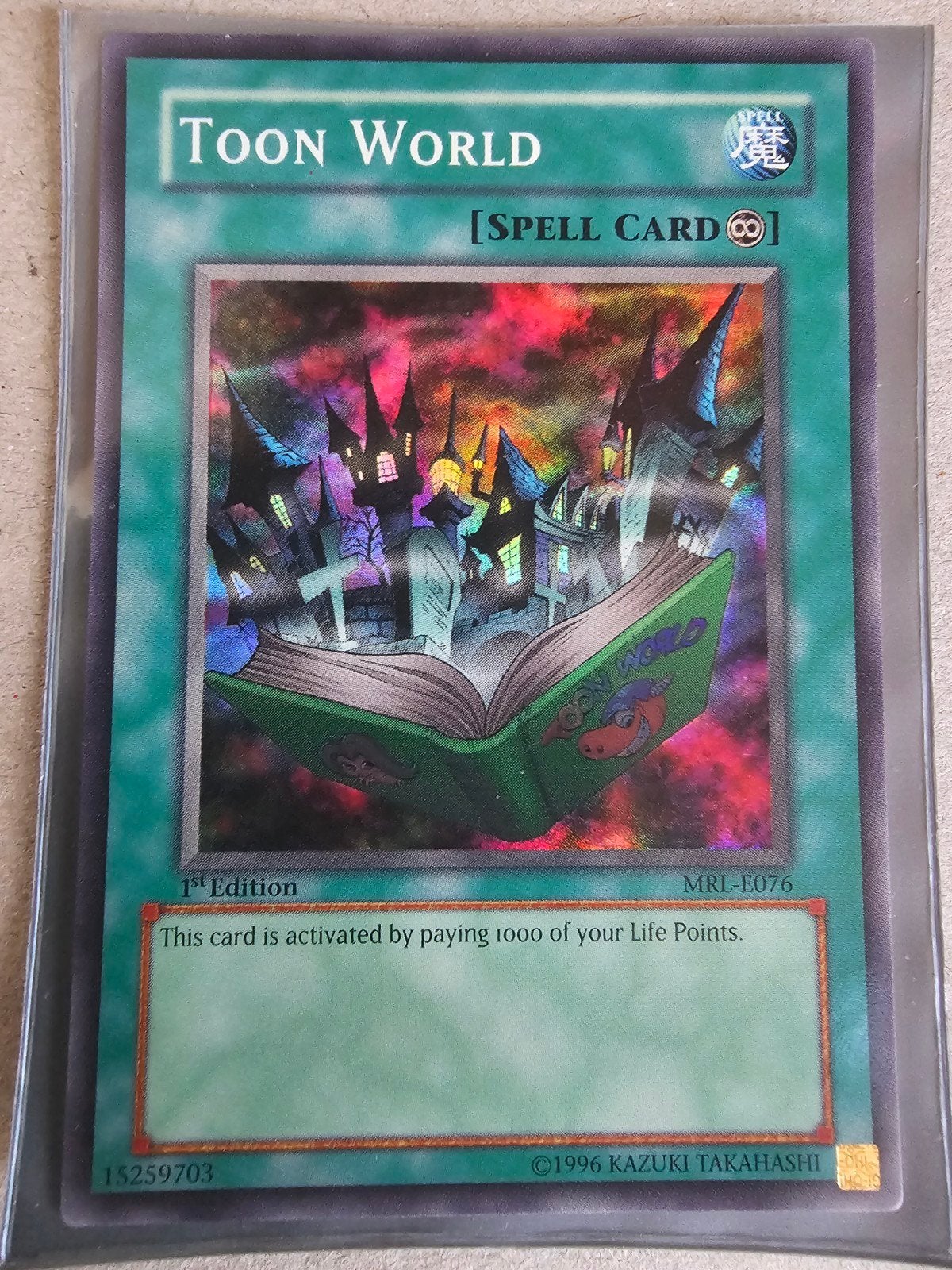 Yu-Gi-Oh! Toon World Spell Card MRL-E076 1st Edition, Verzenden, Zo goed als nieuw, Losse kaart, Foil