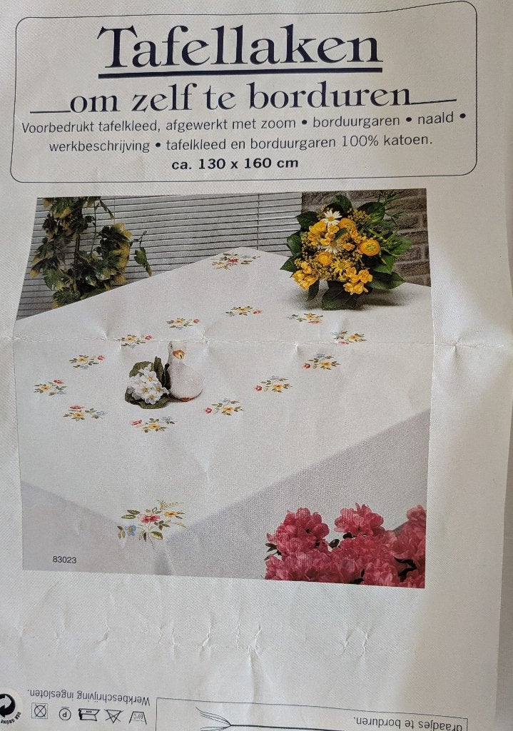 Tafellaken, Ophalen, Nieuw, 130 cm, Wit