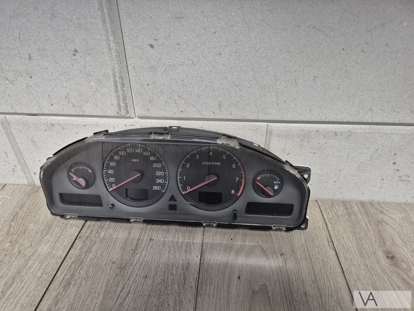 Tellerklok cockpit voor Volvo V70 / S60 2000-2003 8637993, Gebruikt, -, -, Ophalen of Verzenden