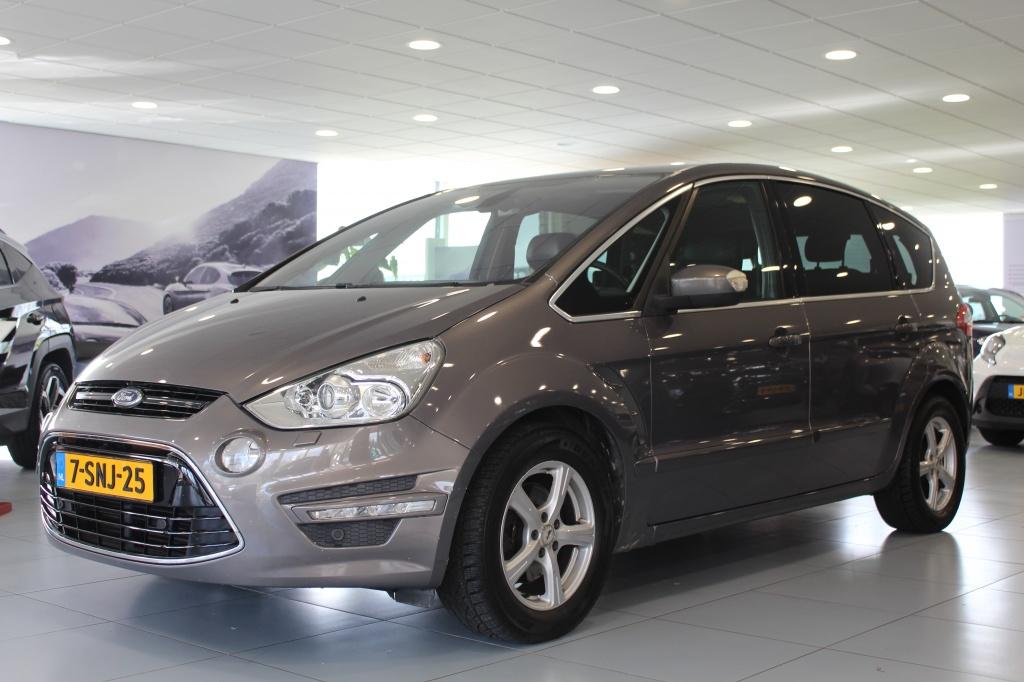 Ford S-Max 1.6 EcoB. Plat. 7p/PANO/CAMERA/MEMORY (bj 2013), Keurmerk '100% Onderhouden', Gebruikt, Zwart, 4 cilinders