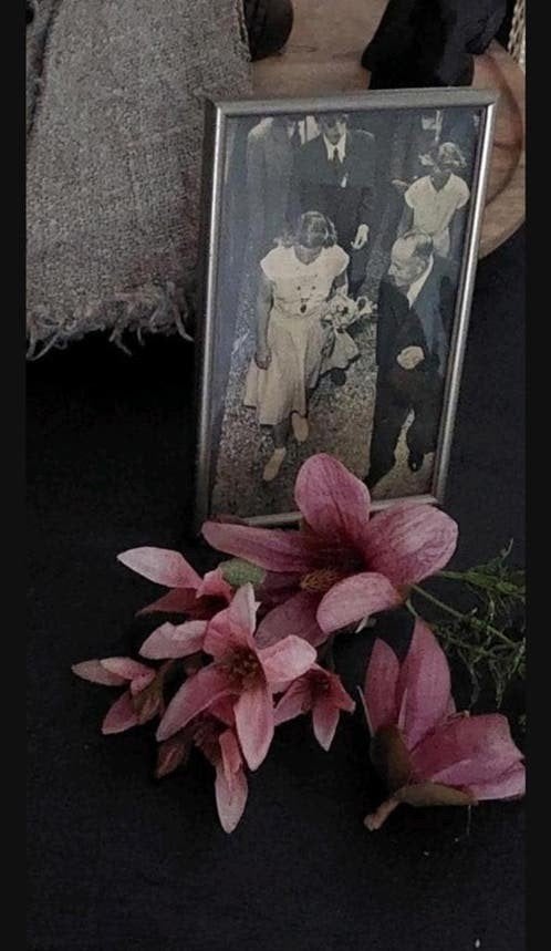 OUD FOTOLIJSTJE MET BOLGLAS, Antiek en Kunst, Curiosa en Brocante, Ophalen of Verzenden