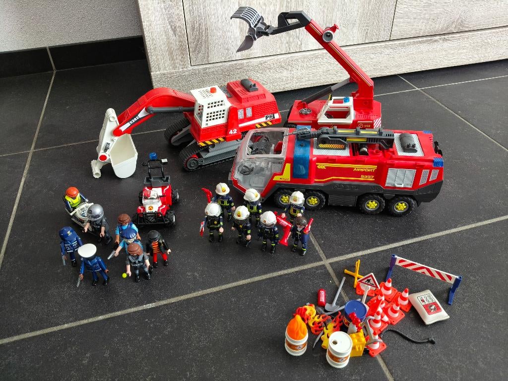 Playmobil brandweer politie en graafmachine, Ophalen of Verzenden, Gebruikt