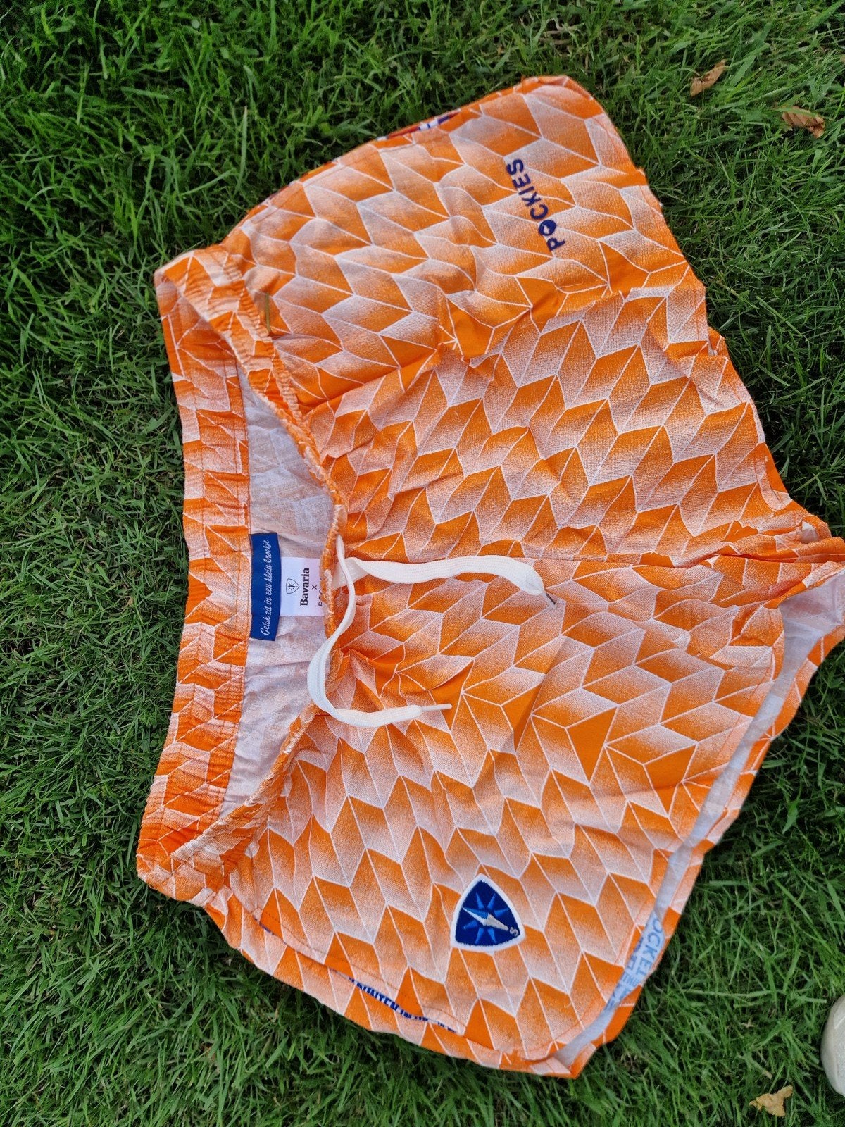 Nieuw Bavaria oranje voetbal short / pockies, Ophalen of Verzenden, Oranje