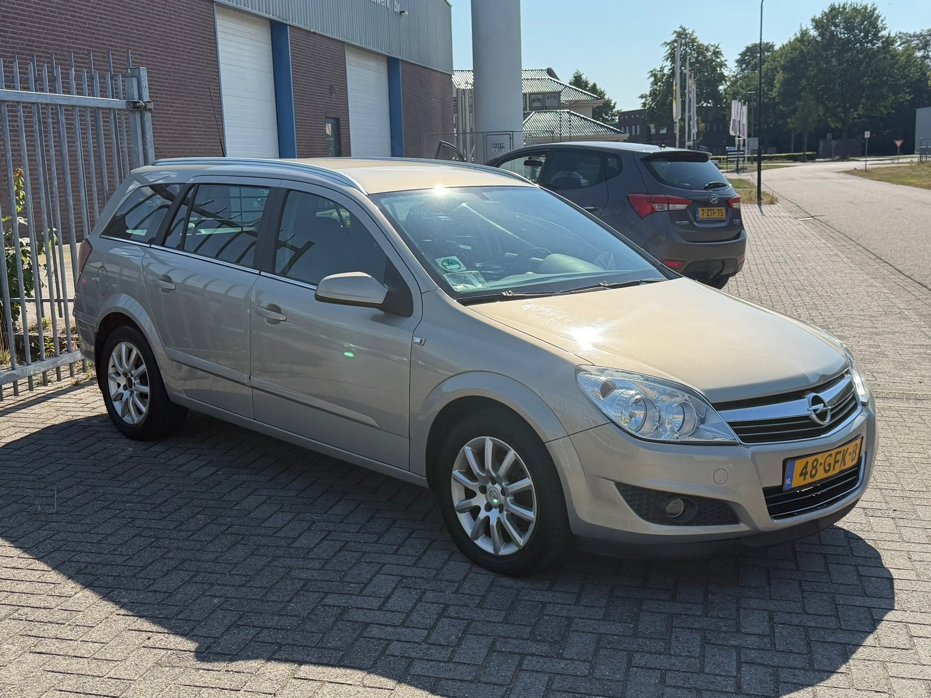 Opel Astra Wagon 1.6 Temptation 116PK! 2e eigenaar! NL AUTO, Voorwielaandrijving, Gebruikt, Zwart, 4 cilinders