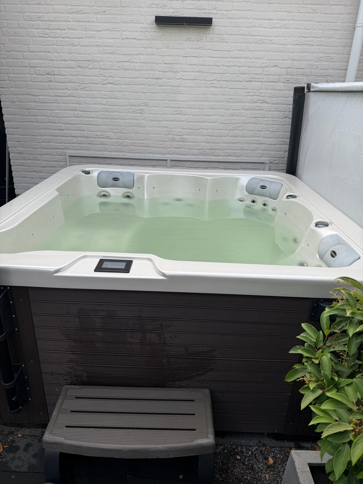 Novitek Select Olos Jacuzzi - Perfecte staat met extra's, Ophalen, Zo goed als nieuw, Afdekzeil, Vast