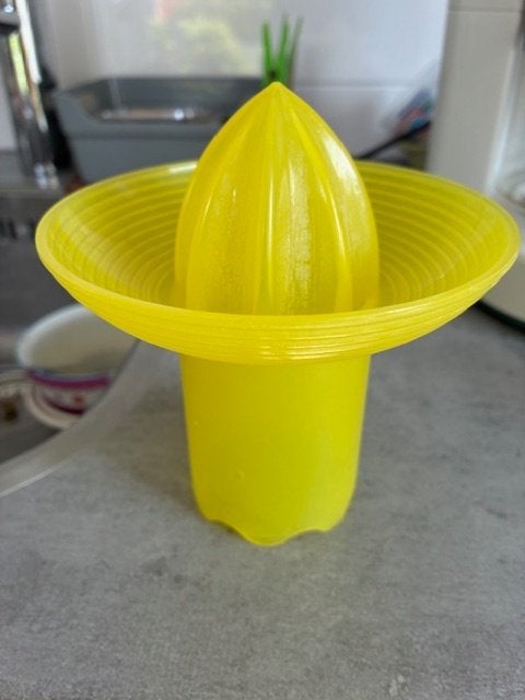 Tupperware citruspers, Ophalen of Verzenden, Zo goed als nieuw, Geel, Overige typen