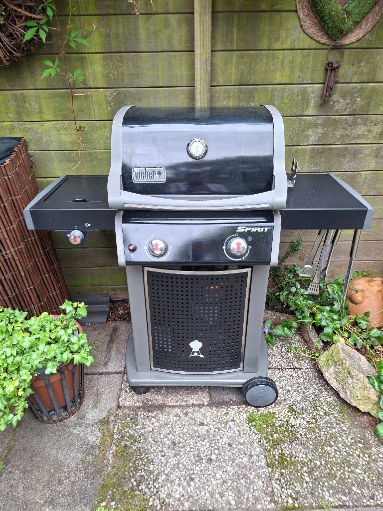 Weber Spirit E-210 Classic Gas Barbecue, Ophalen, Gebruikt, WEBER BBQ