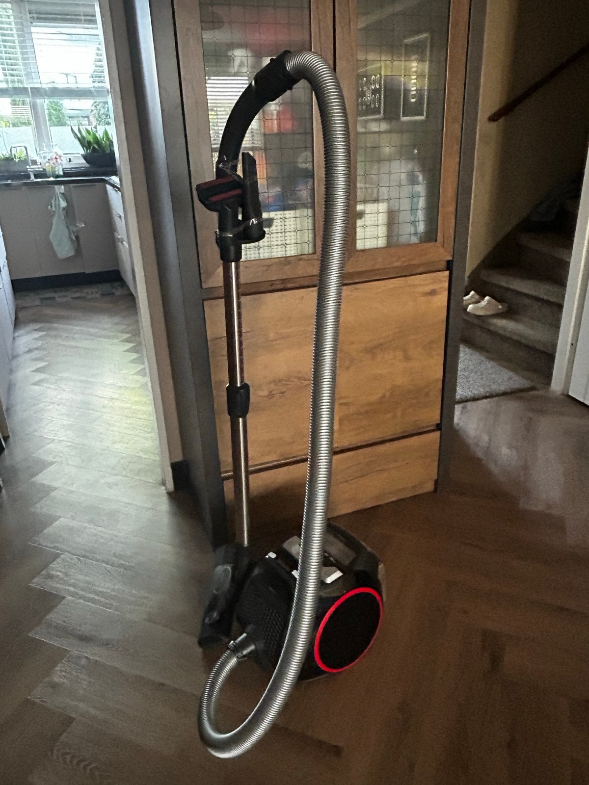 Miele Boost CX1 Compacte Zakloze Stofzuiger, Ophalen of Verzenden, Zo goed als nieuw, Miele, Sledestofzuiger