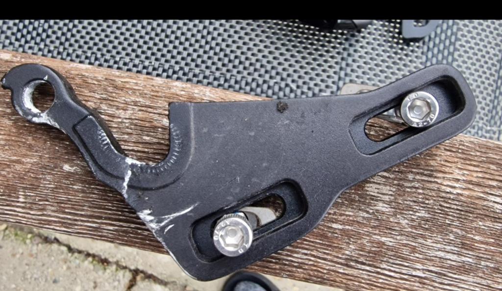 Gezocht, derailleurhanger van een stella vicenza premium., Fietsen en Brommers, Ophalen of Verzenden