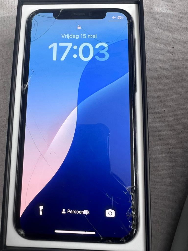 Iphone 11 pro, Ophalen, Zwart, IPhone 11, Zo goed als nieuw