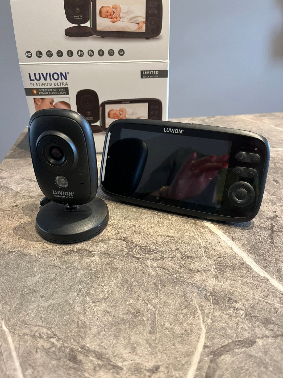 Luvion Platinum Ultra Babyfoon met Camera, Kinderen en Baby's, Babyfoons, Ophalen, Zo goed als nieuw, 250 meter of meer, Camera