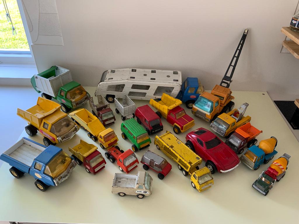 Blikken. Speelgoed Auto’s 16 Tonka’s 5 overig, Antiek en Kunst, Ophalen of Verzenden