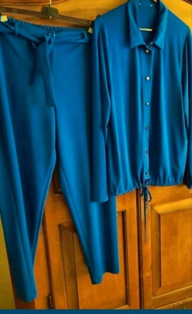 2 delig kobalt stretch broek met tricot blouson 46-48, Verzenden, Nieuw, Blauw, Broek of Spijkerbroek
