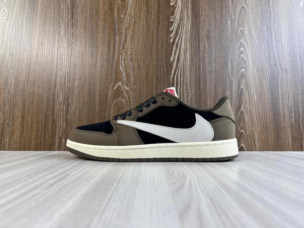 Jordan 1 Retro Low | OG SP Travis Scott, Ophalen of Verzenden, Nieuw, Overige kleuren