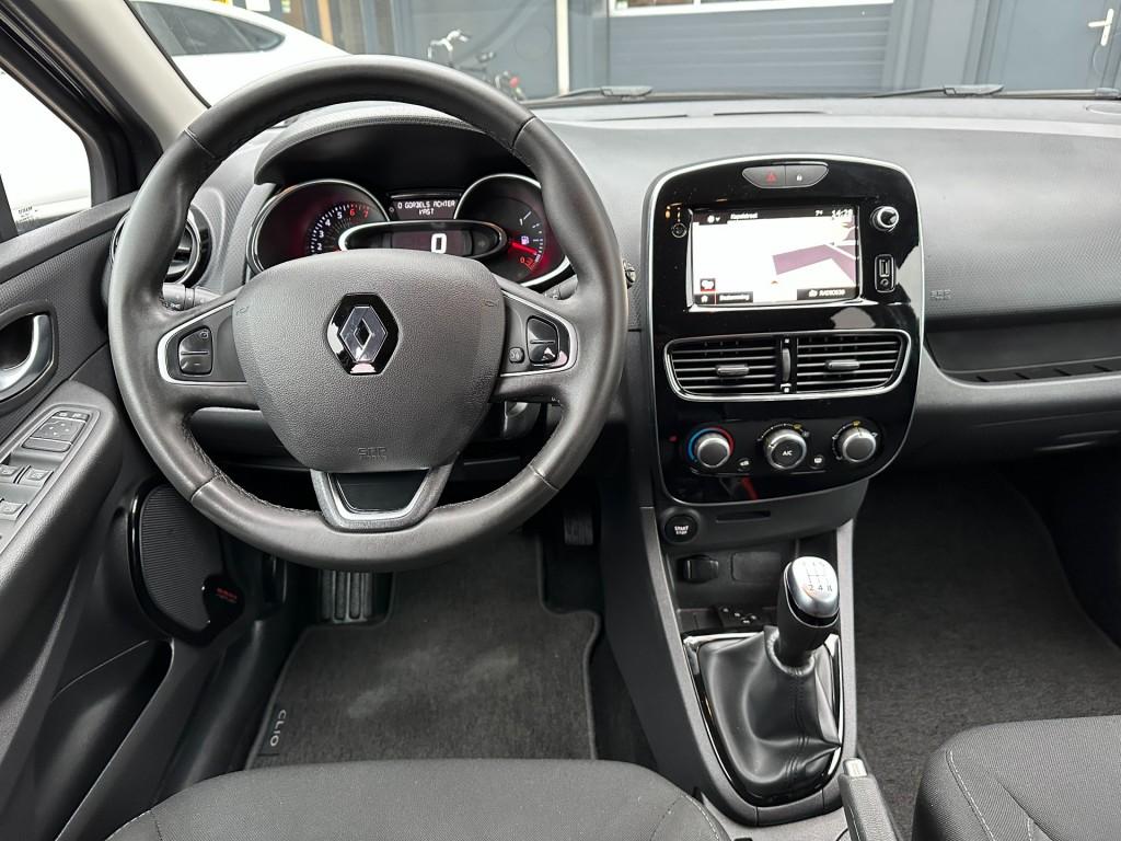 Renault Clio Estate 0.9 TCe Limited Navigatie, Voorwielaandrijving, 898 cc, Gebruikt, Parkeersensor