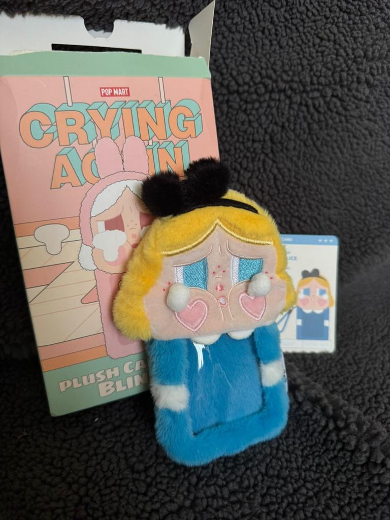 Pop Mart Crybaby Alice Plush Cardholder, Ophalen of Verzenden, Nieuw