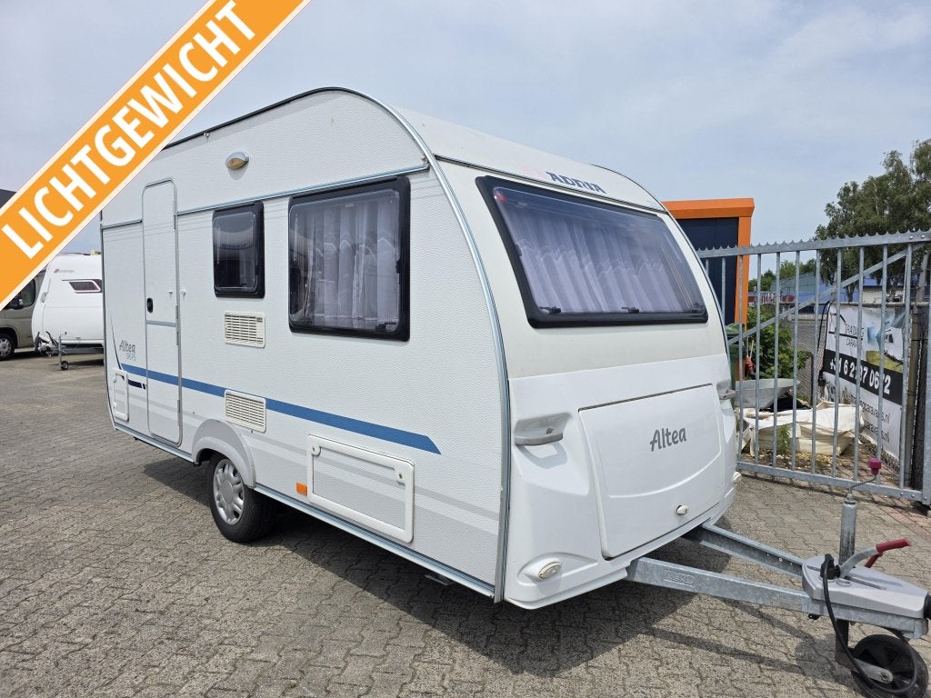 Adria Altea 390 PS 4 persoons caravan VOORTENT 2010 TOPSTAAT, Caravans en Kamperen, Ringverwarming, Bedrijf, Treinzit, Adria