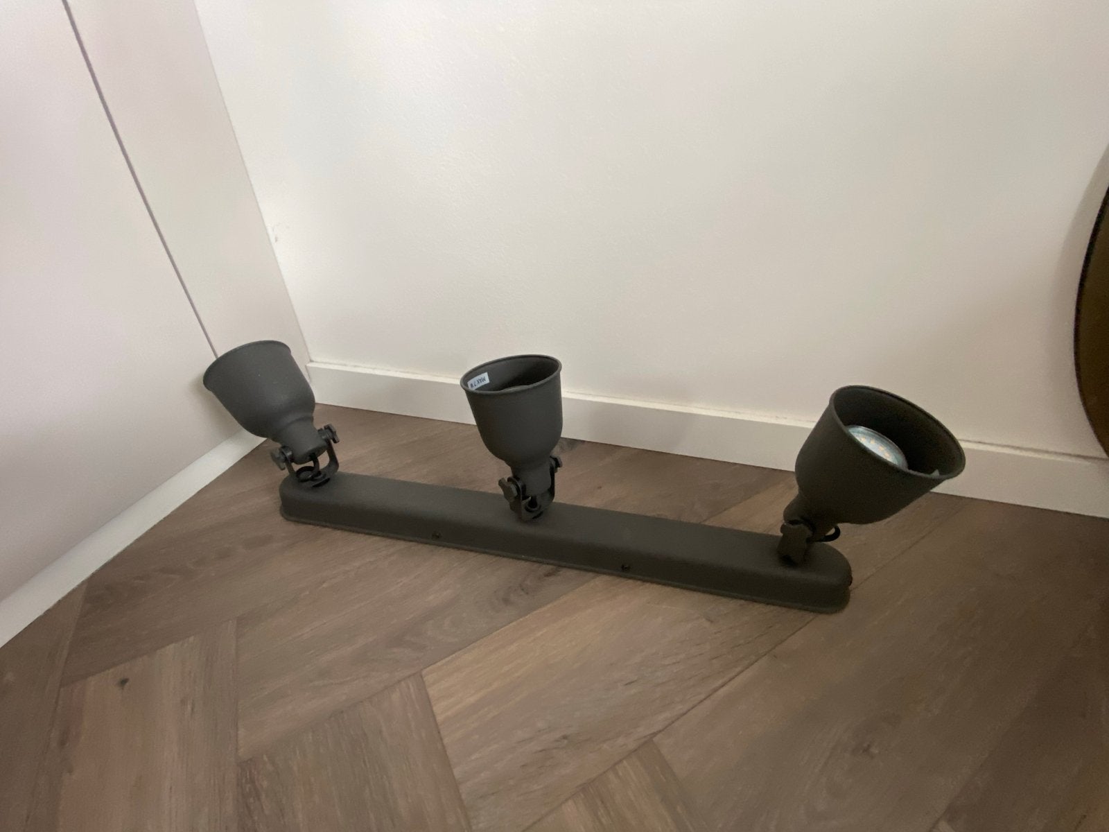 IKEA Hektar spot met 3 lampen, donkergrijs, Ophalen, Zo goed als nieuw, Geschikt voor plafondmontage, Metaal