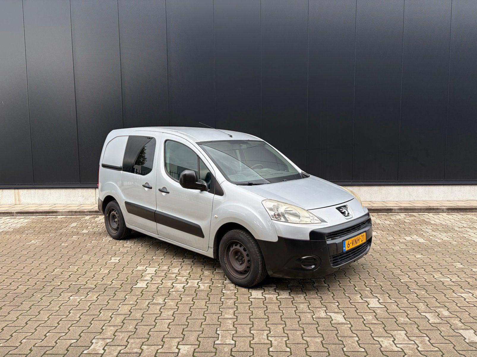 Peugeot Partner 1.6 HDI 55KW 2011 Grijs, 74 pk, 4 cilinders, Origineel Nederlands, 1311 kg