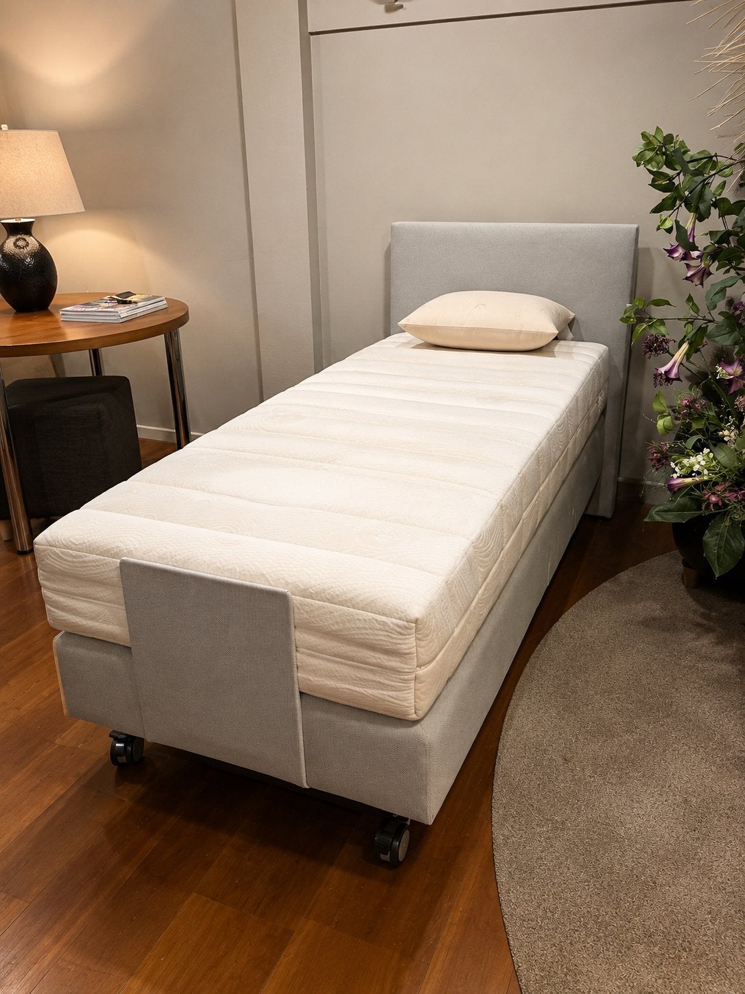 Boxspring VIP Care 90x210 met hoog-laag verstelling + matras, Ophalen, Verstelbaar, 90 cm, Eenpersoons