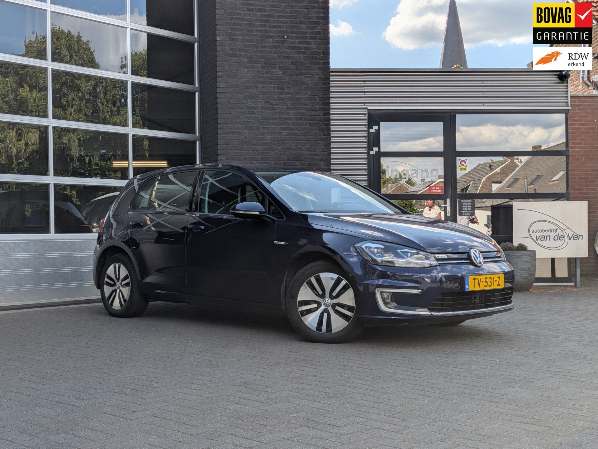 Volkswagen E-Golf E-Golf, Auto's, Gebruikt, Zwart, 35 kWh, Origineel Nederlands