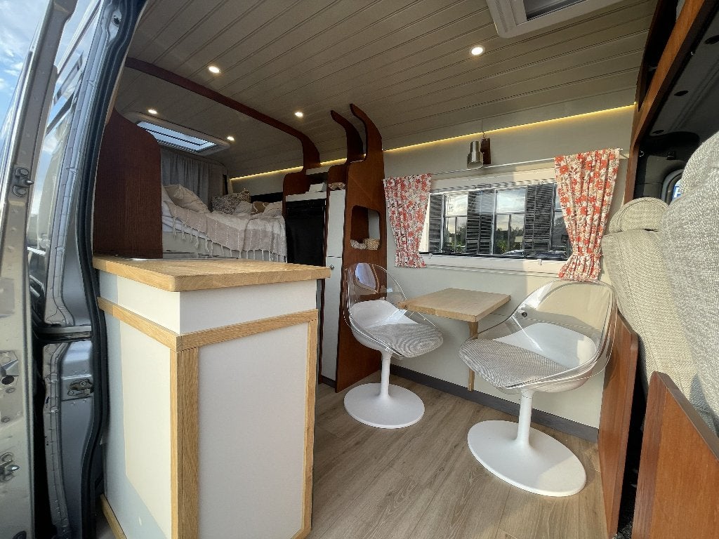 Charmante bus camper, Caravans en Kamperen, Buscamper of Camperbus, Tot en met 2, Particulier, Luifel