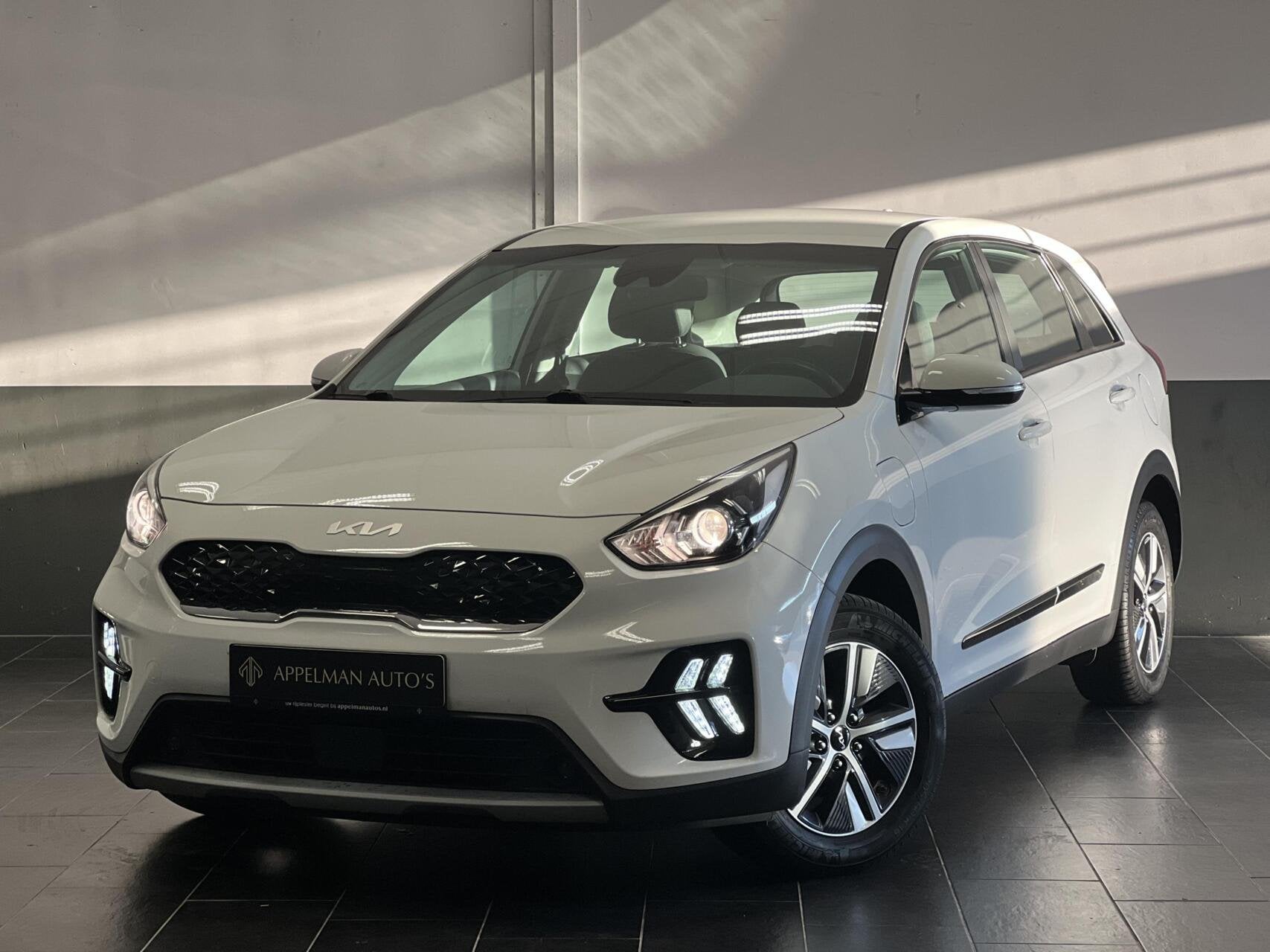 Kia Niro 1.6 GDi Hybrid DynamicLine|Camera|ACC|Lane Assist|C, Auto's, Kia, 1374 kg, 23 km/l, Bedrijf, Hybride Elektrisch/Benzine