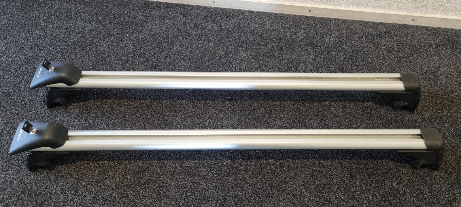 Originele BMW E61 dakdragers - Max 100 kg, Auto diversen, Dakdragers, Ophalen, Gebruikt
