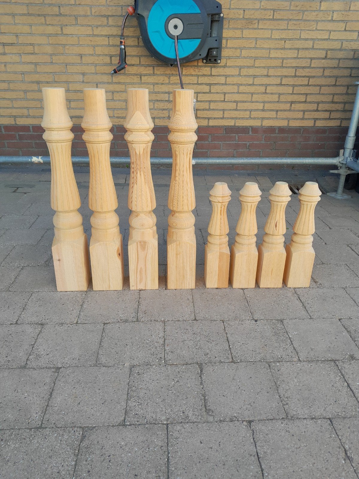 Set van 8 gedraaide grenenhouten klassieke tafelpoten, Huis en Inrichting, Tafelpoot, Minder dan 50 cm, Verzenden, Zo goed als nieuw